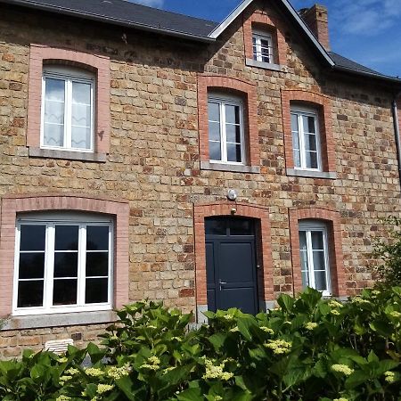 Maison De Charme Baie Du Mont Saint Michel Montviron Exterior foto